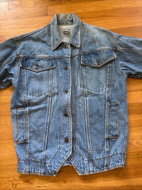 Vintage Jordache Denim Jacket Medium Blue 100% Cotton Made in Hong Kong Oversize